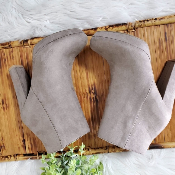 Report - Picture 4 of 10